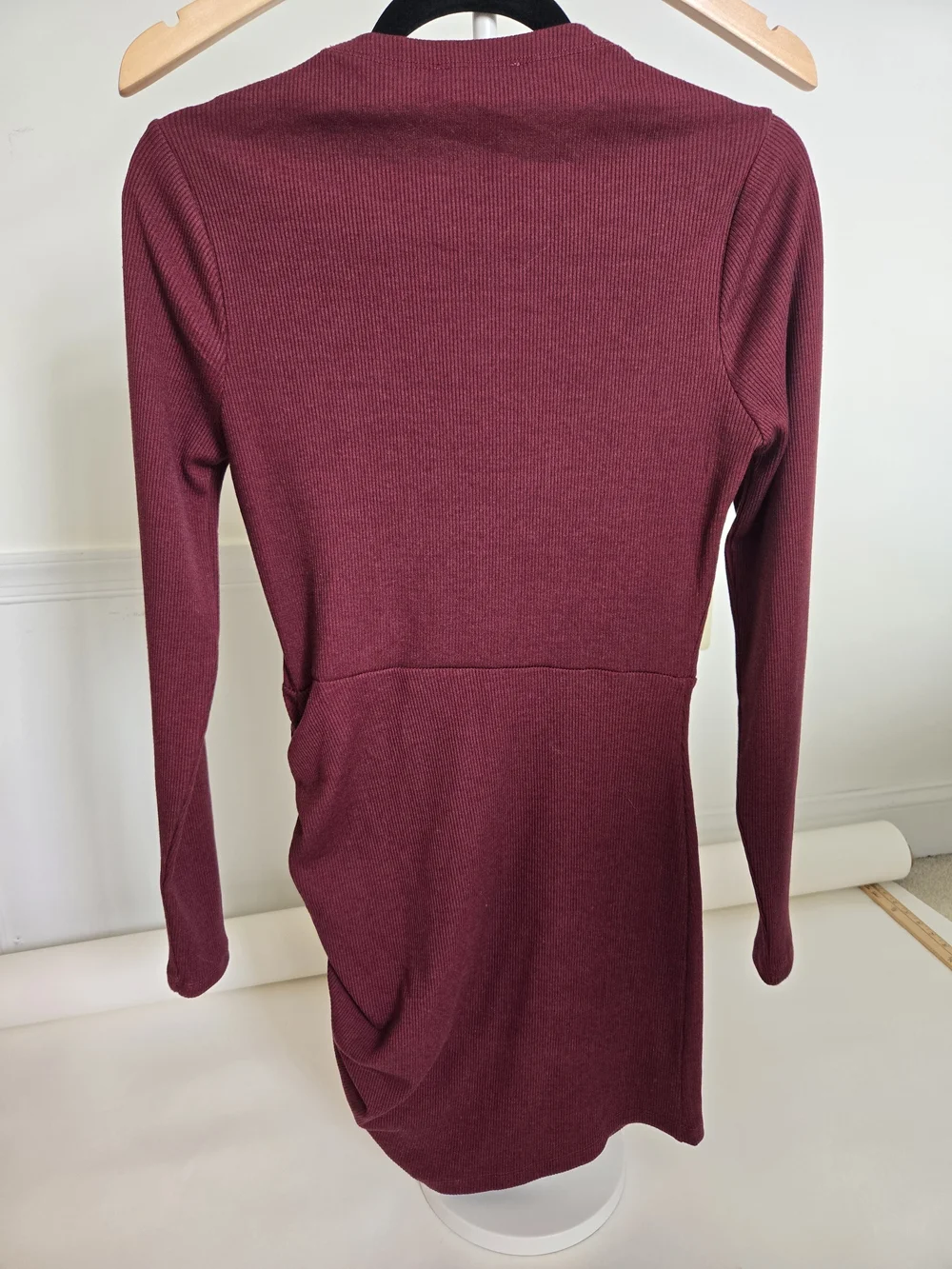 NWOT Lovers + Friends Burgundy Long-Sleeve Ruched Mini Dress Womens Size SMALL